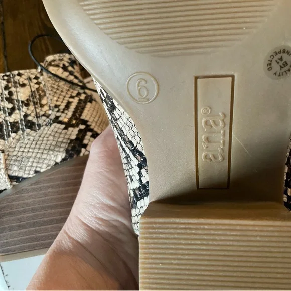 NWT A.N.A. Snakeskin Ankle Boots - Picture 9 of 11